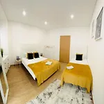 بيت شباب Rooms, Ideal Location For Tourists Lisboa