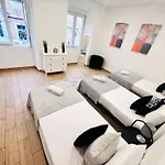 Rooms, Ideal Location For Tourists بيت شباب Lisboa
