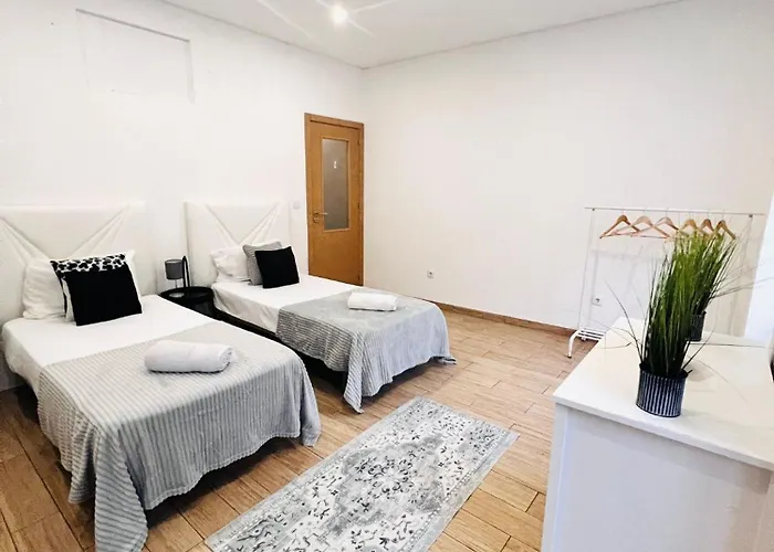 Rooms, Ideal Location For Tourists Hostel *