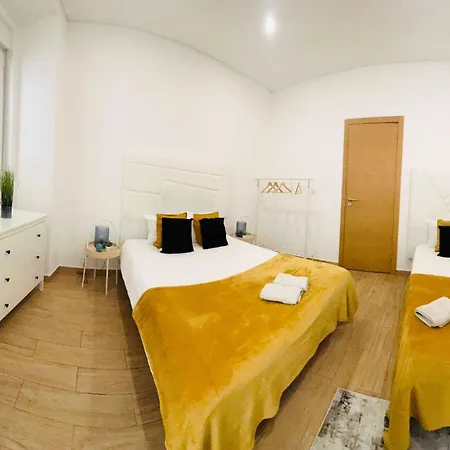 Rooms, Ideal Location For Tourists 호스텔 리스본