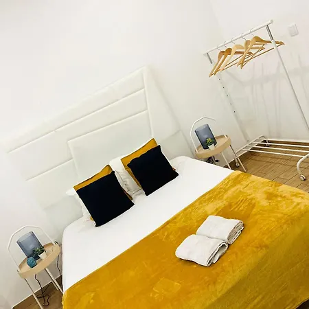 호스텔 Rooms, Ideal Location For Tourists
