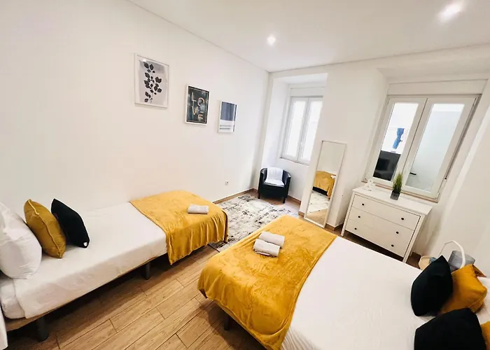 Rooms, Ideal Location For Tourists ホステル リスボン