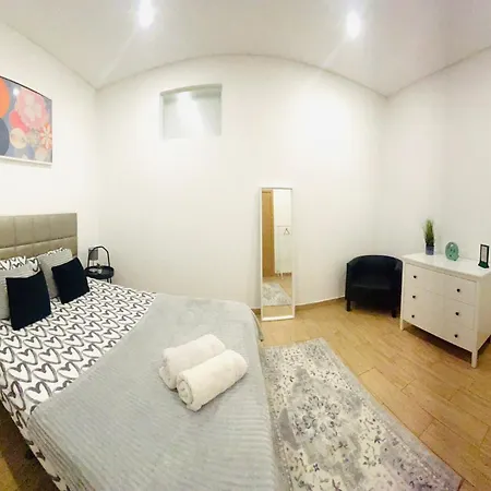 Rooms, Ideal Location For Tourists * Lizbona