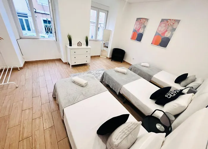 Rooms, Ideal Location For Tourists Vandrarhem Lisboa